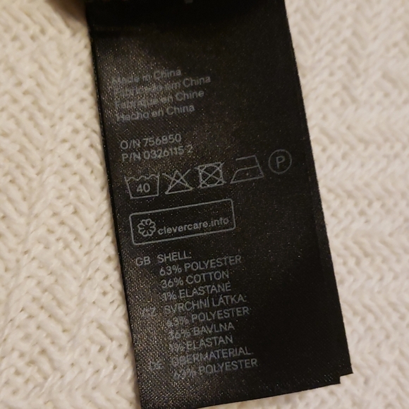 NWT {H&M} Sweater - Picture 5 of 5